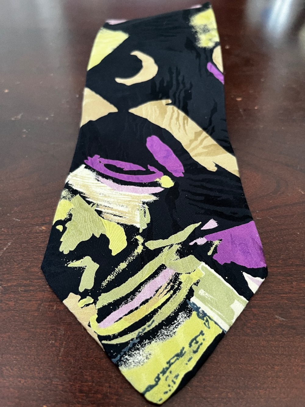 Share Sha 're Lyon New York Abstract Mens Tie Multicolor